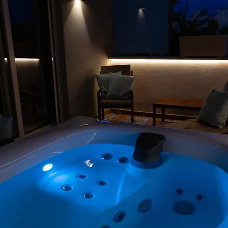 Manna Blue Sky - Apulian 4* بارليتا