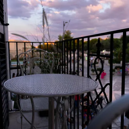 Manna Blue Sky - Exclusive 4* Barletta