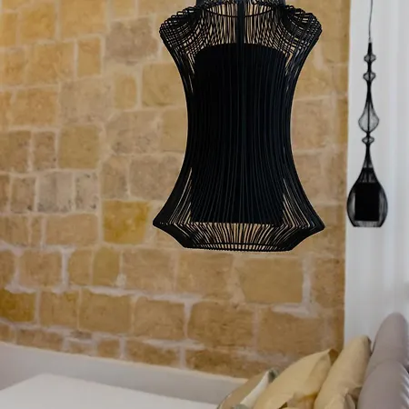 Manna Blue Sky - Apulian 4* بارليتا